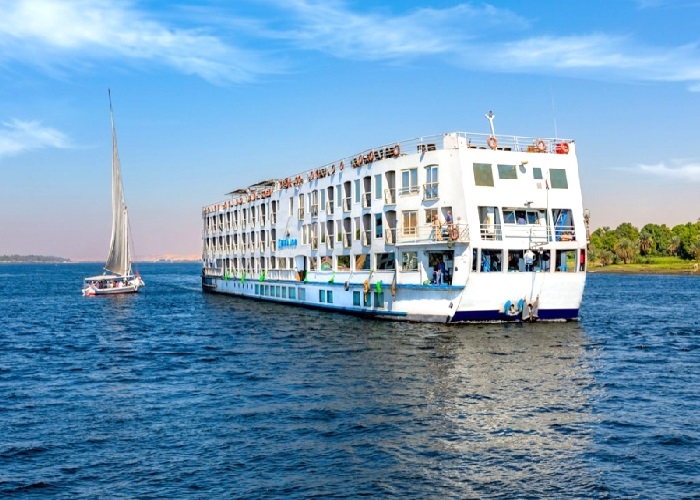   Solaris II Nile Cruise 