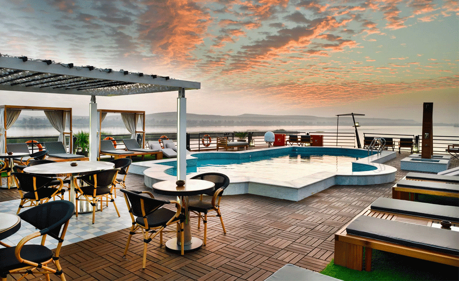   Sun Deck 