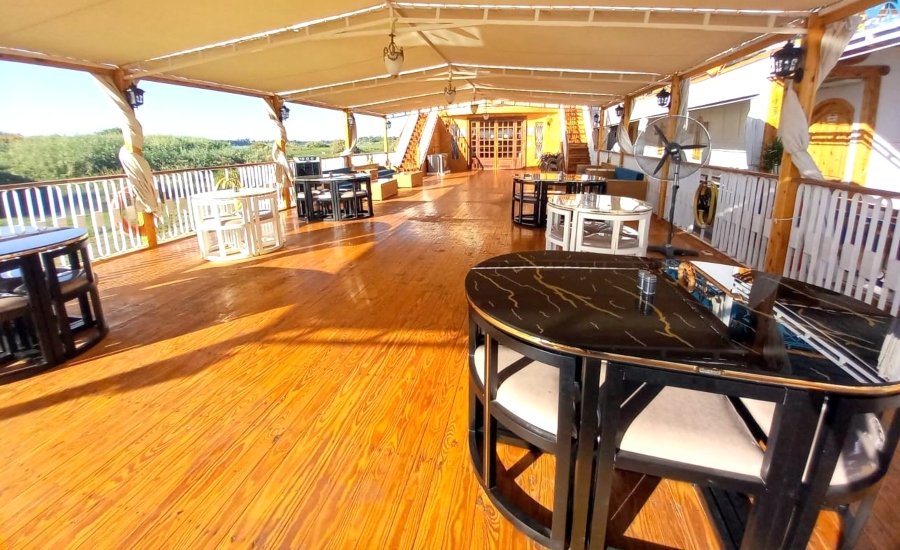   Sun Deck 