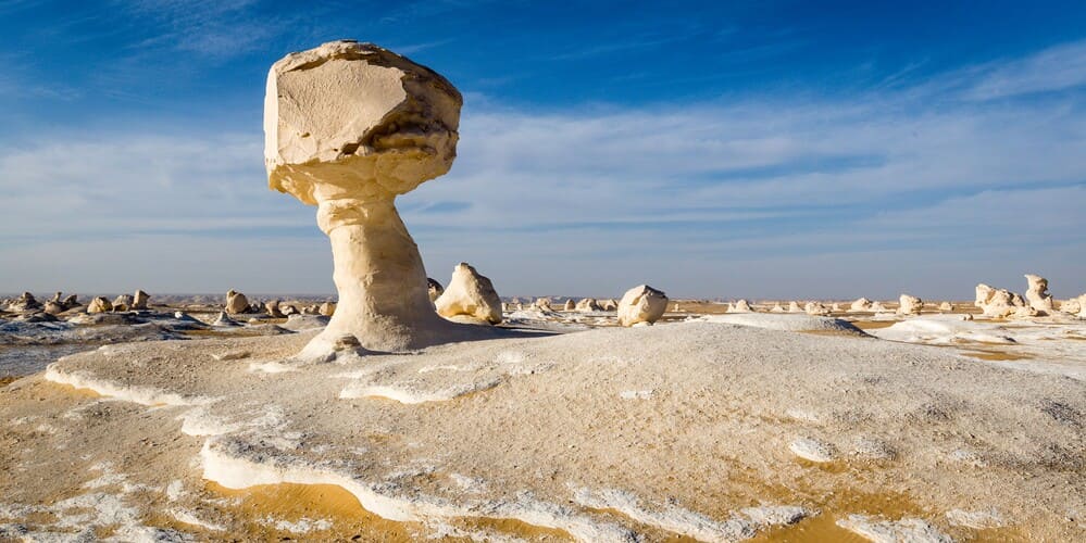 Discovering the Enchanting White Desert of Egypt