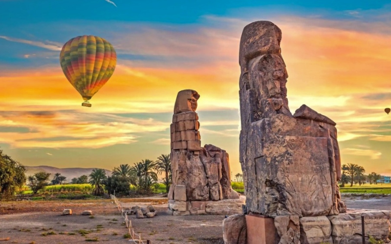   Colossi of Memnon 